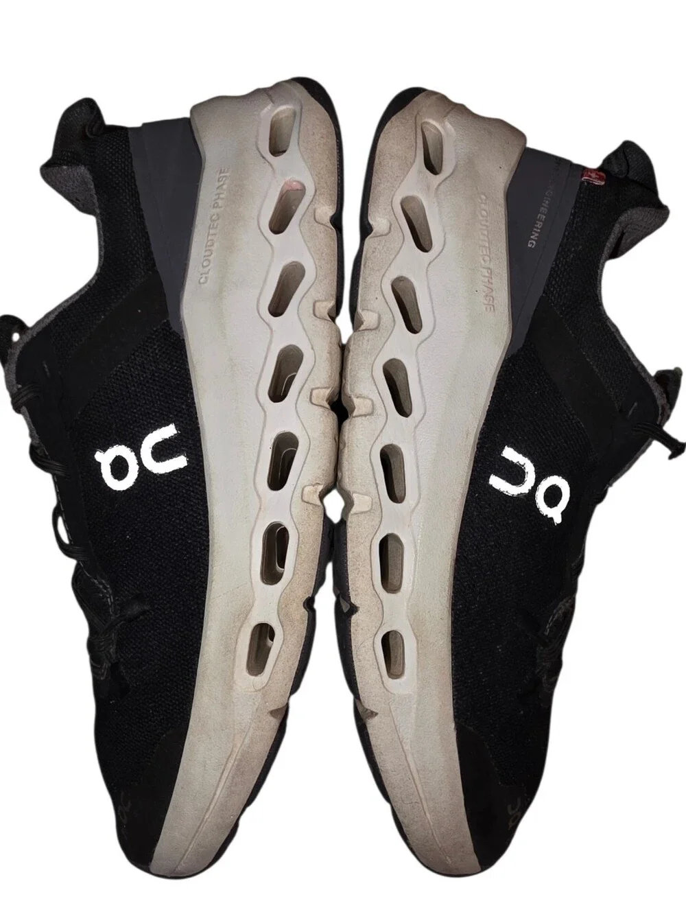 On Cloud CloudLeap Kids Black And White Sneakers
